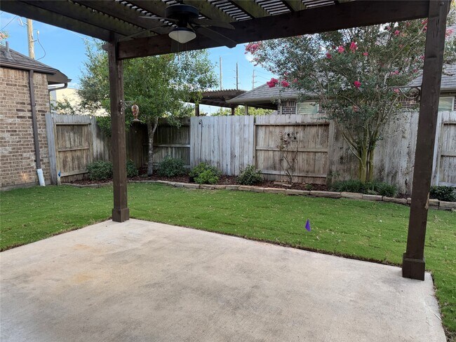 Building Photo - 4906 Augusta Pointe Ct
