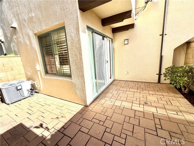 Building Photo - 56 Strawberry Grove