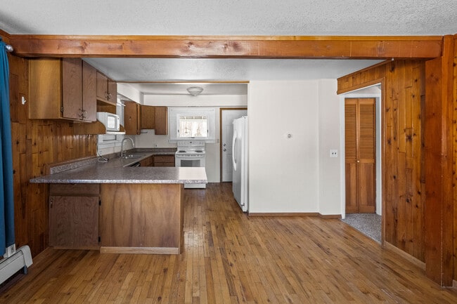 Building Photo - 1118 Cheri Way