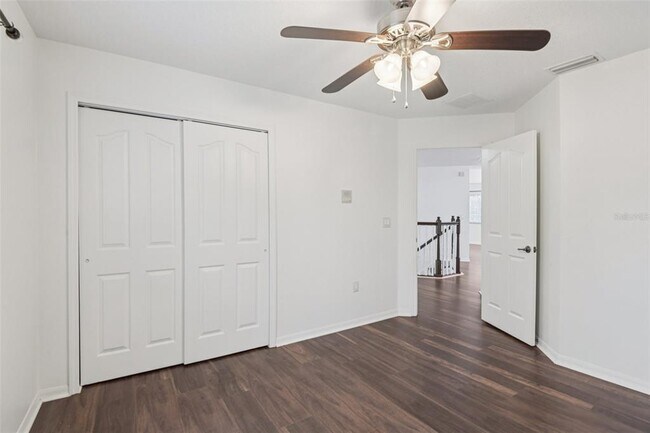 Building Photo - 11006 Running Pine Dr