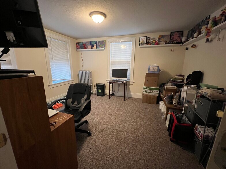 Bedroom 1 - 1671 N Van Buren St