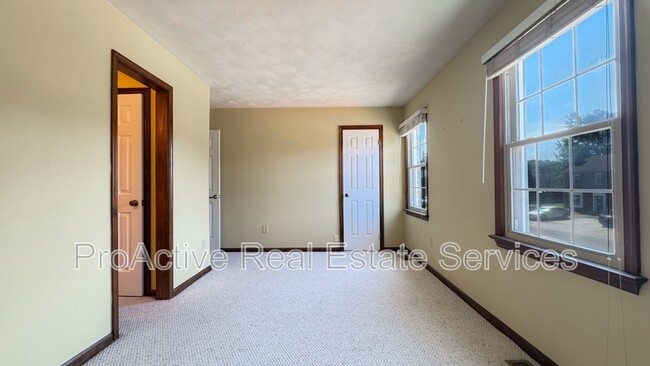 Building Photo - 708 Mill Landing Rd