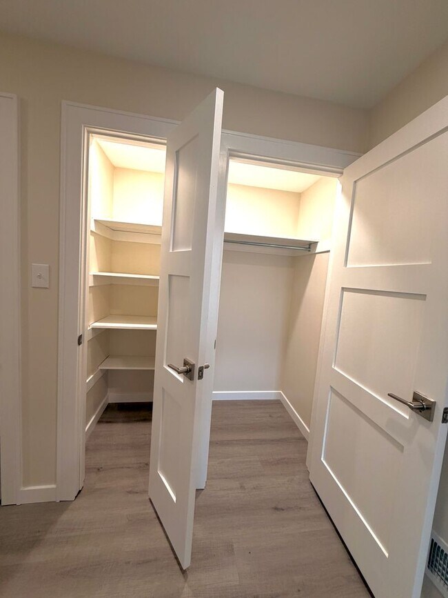 Building Photo - 4017 Butler St