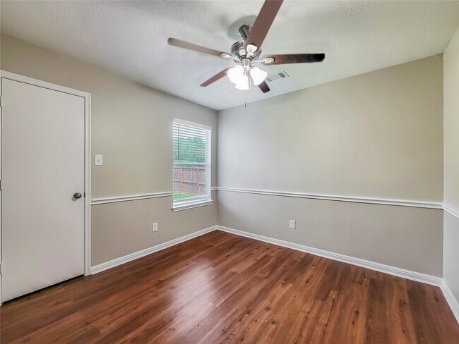 Building Photo - 16393 Many Trees Ln