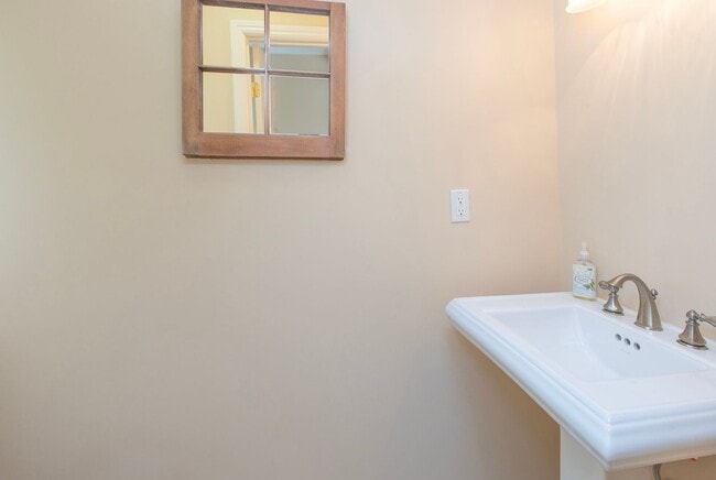 Building Photo - Forest Hill: Bright Updated Single Family Home with Garage, Backyard & Storage