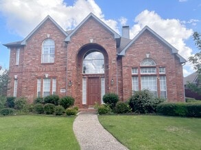 Building Photo - 9724 Wolf Creek Dr