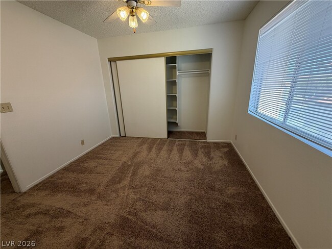 Building Photo - 9509 Swan Bay Dr