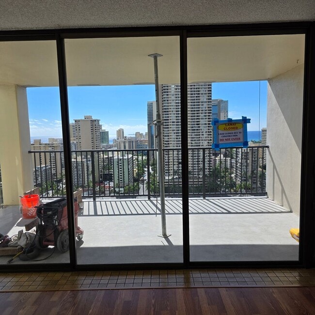 Building Photo - Kaimana Lanais Condo