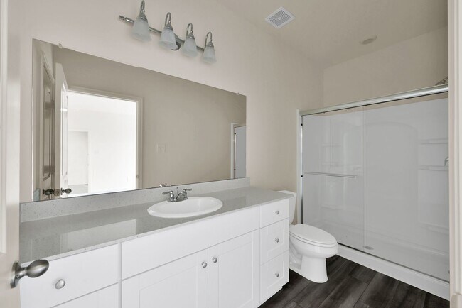 Building Photo - For Lease | 3 Bed, 2 Bath | 1,412 Sq Ft | Chapel Run community|