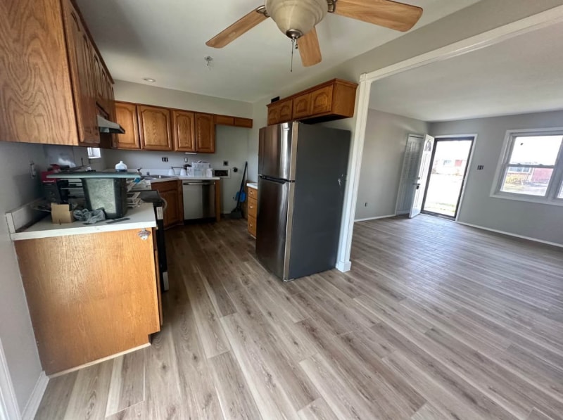 Building Photo - 716 Spicewood Dr