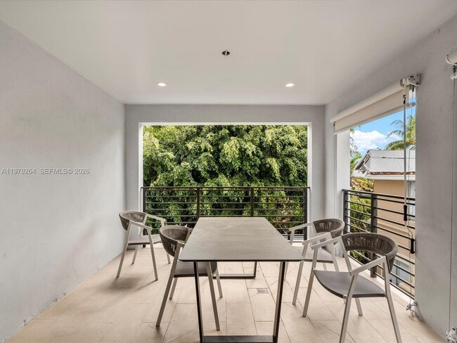 Building Photo - 1134 71st St