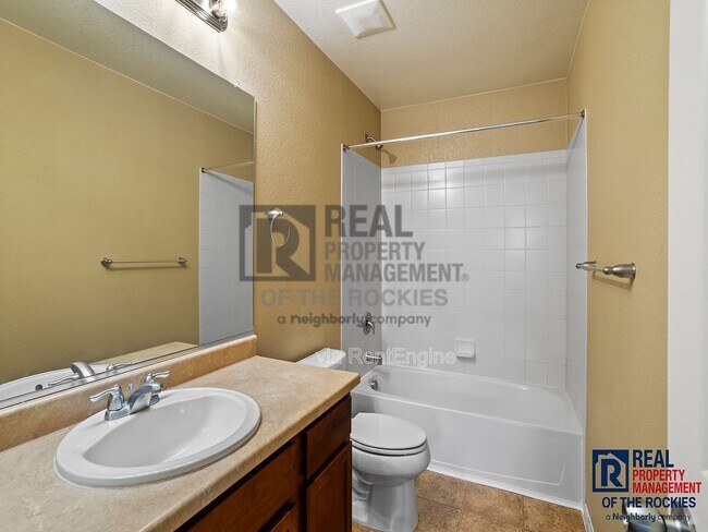 Building Photo - 1620 Kelmsley Ct