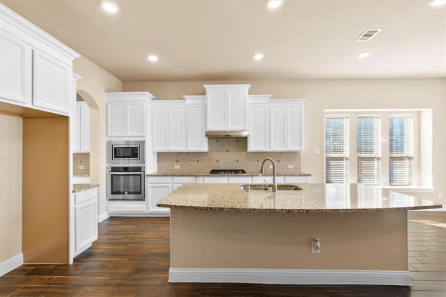 Building Photo - 102 Autumn Sage Dr