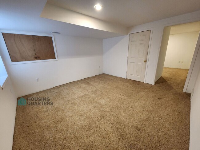 Building Photo - Spacious 4-Bedroom Home in Spokane Valley with Finished Basement & Fenced Yard