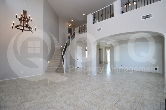 Building Photo - 12908 W Sierra Vista Dr
