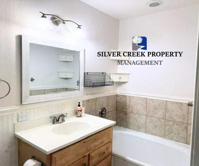 Building Photo - Available Now! Beautiful Updated Townhome in Desirable Northwood Commons | 3 Bed, 2.5 Bath