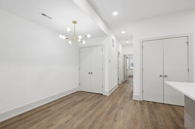 Building Photo - 2719 W St Georges Ct