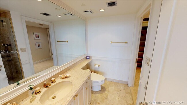 Building Photo - 11113 Biscayne Blvd