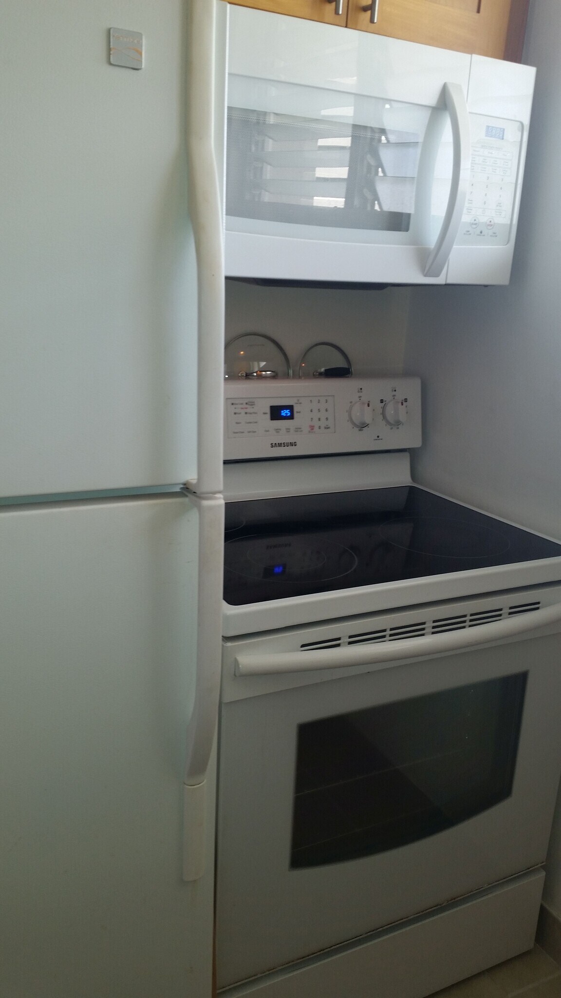 Building Photo - 1676 Ala Moana Blvd