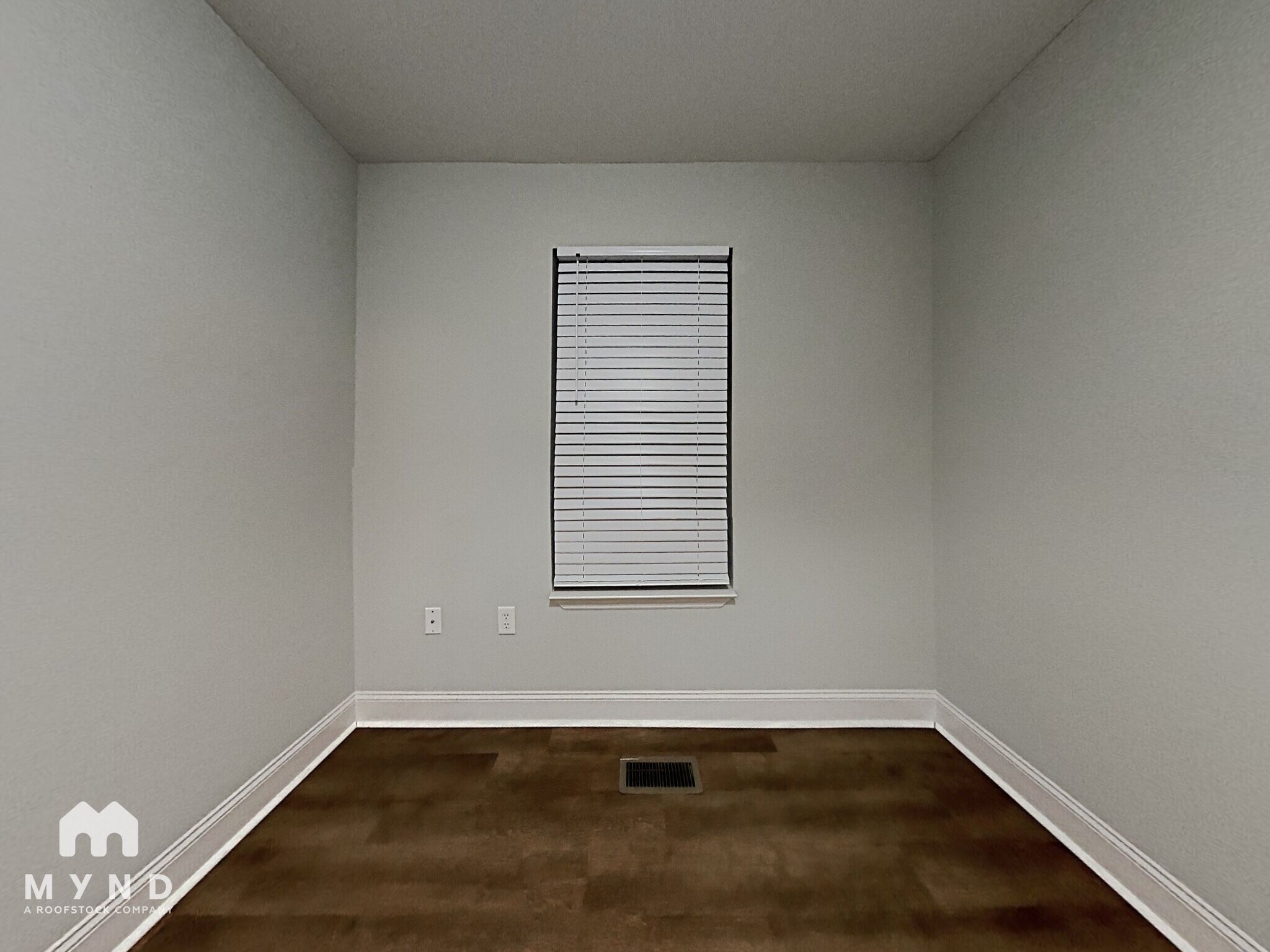 Building Photo - 722 Deans Ferry Rd