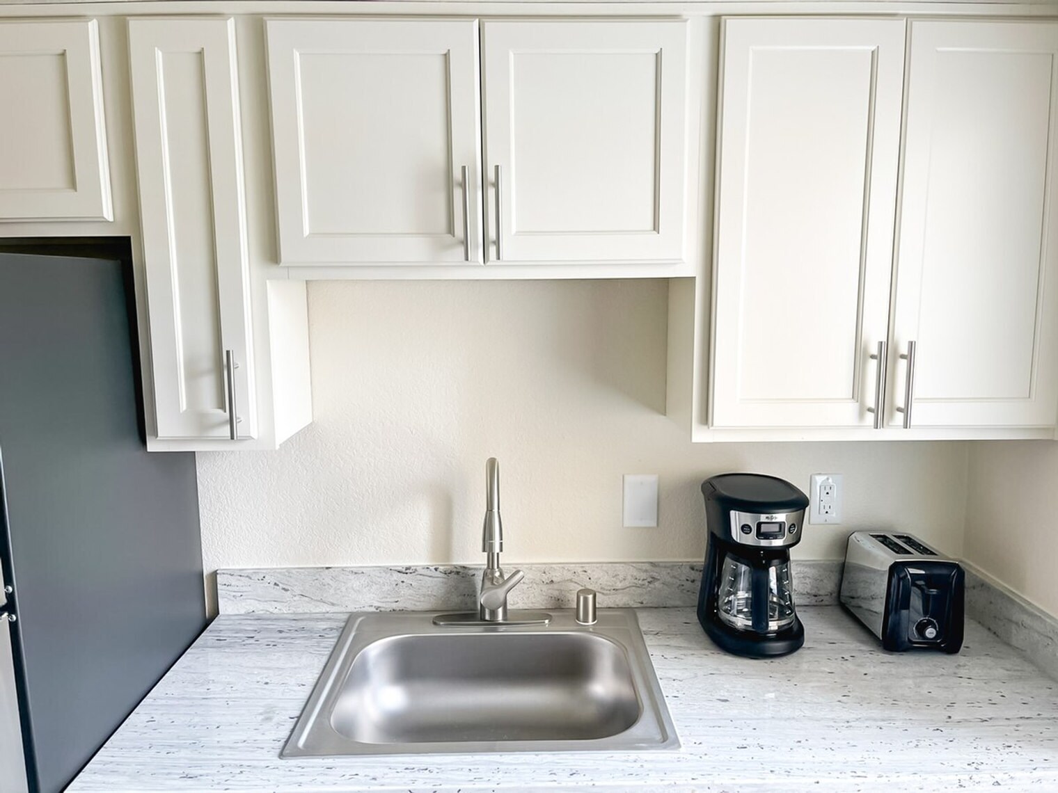 Building Photo - 12701 N Pennsylvania Ave