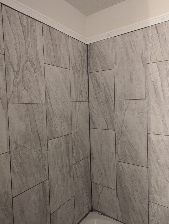 Building Photo - Ready to come home?!