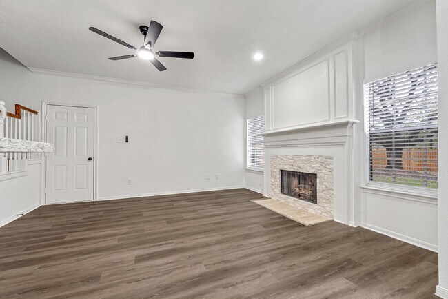 Building Photo - 1502 Mabry Mill Rd