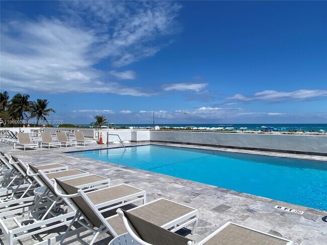 Building Photo - 401 Ocean Dr