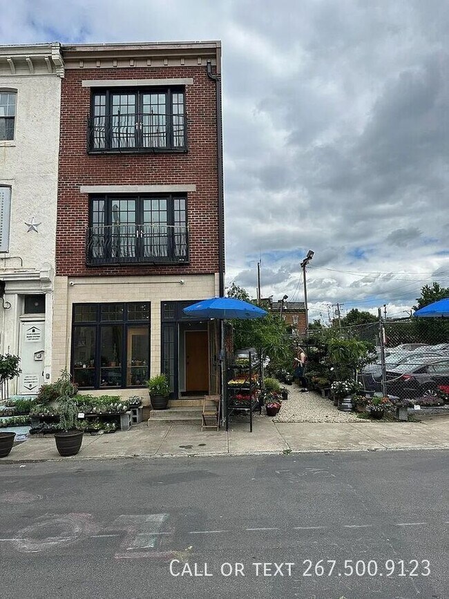 Building Photo - 619 Passyunk Ave
