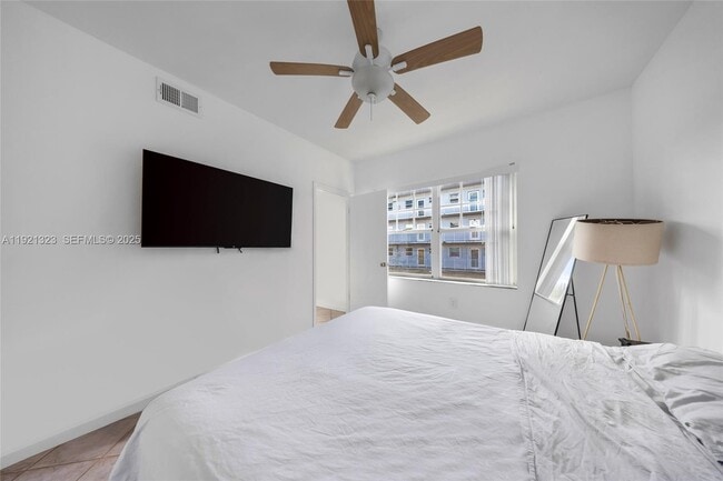 Building Photo - 1255 Pennsylvania Ave