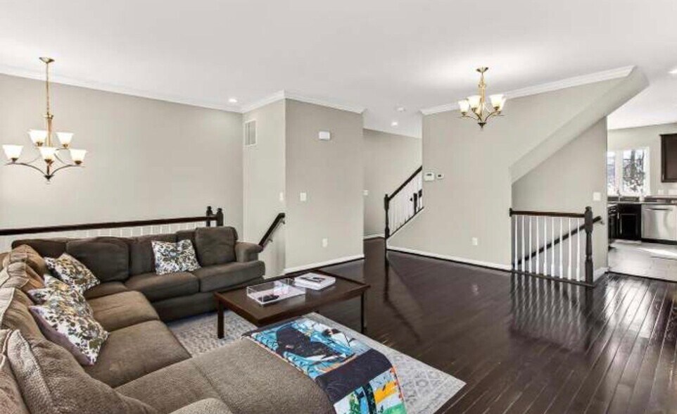 Building Photo - 43473 Hopestone Terrace