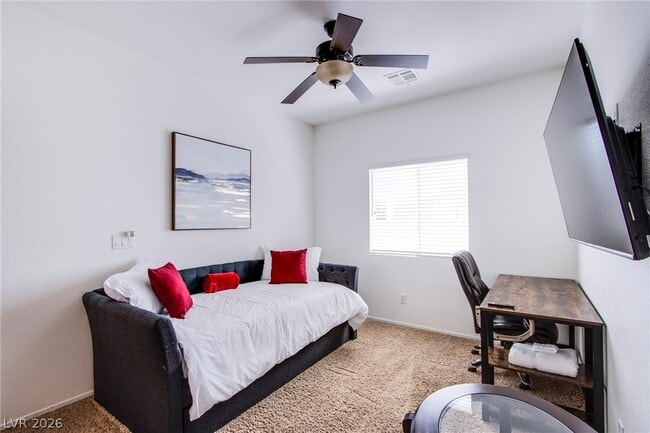 Building Photo - 29 Blue Sunrise Ave