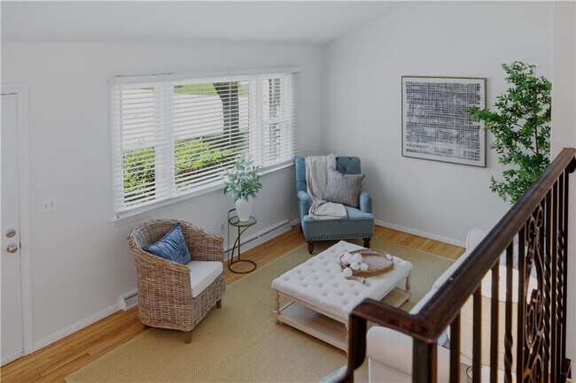 Building Photo - 117 Canonchet Dr