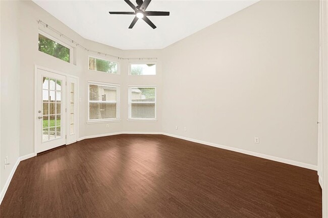 Building Photo - 1714 Quarterpath Dr