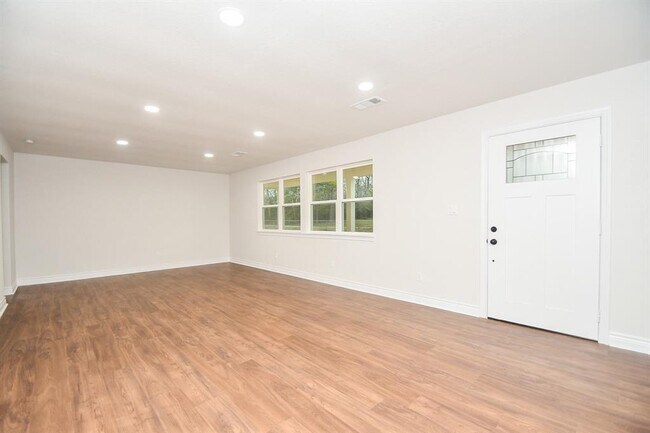 Building Photo - 210 A J Meekins Rd