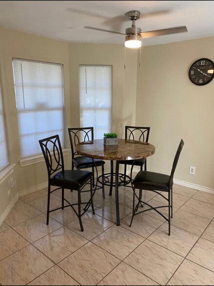 Building Photo - 1016 Dicky Ln