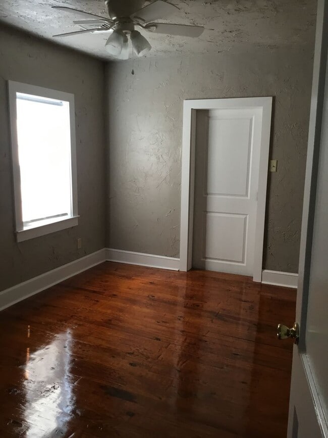 Building Photo - 1147 Apple Butter Ln