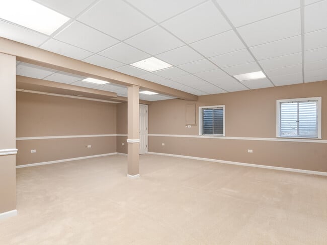 Building Photo - 2295 Stoughton Dr