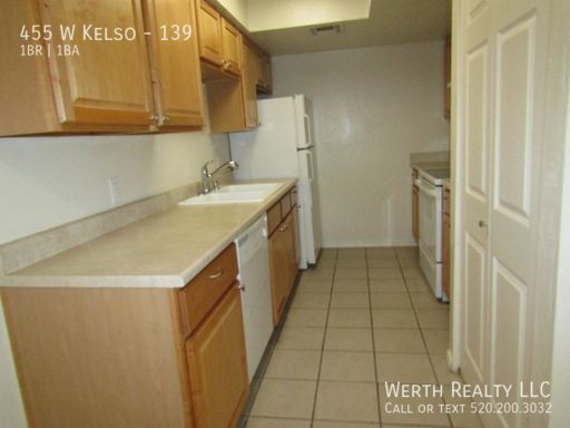 Building Photo - 455 W Kelso St