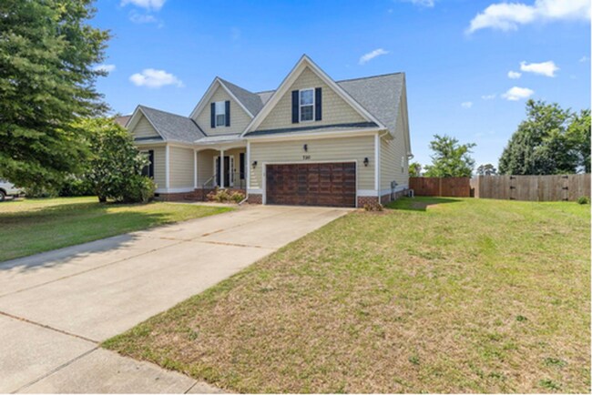 Building Photo - 720 Camwheel Dr