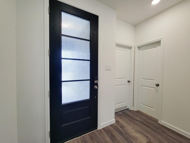 Building Photo - 15711 Vista Sutton Dr