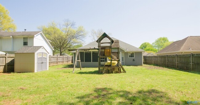 Building Photo - 215 Cypress Creek Dr