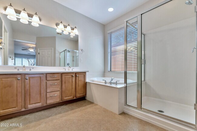 Building Photo - 40834 N Noble Hawk Way