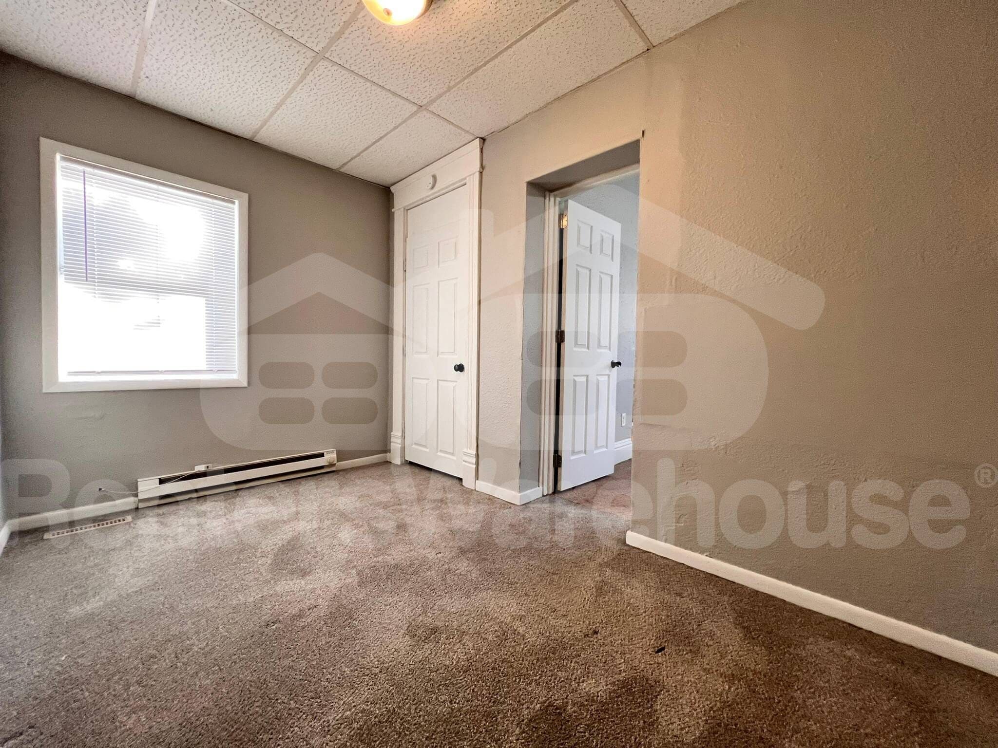 Building Photo - 3419 1st St