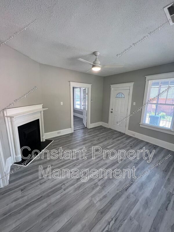 Building Photo - 495 Pittman St