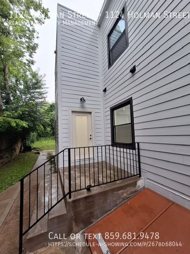 Building Photo - 1124 Holman St