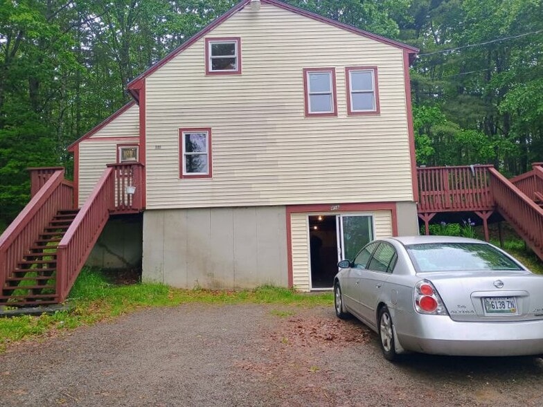 Building Photo - 856 Rockland Rd
