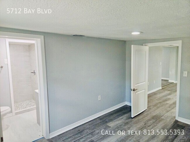 Building Photo - 5712 Bay Blvd