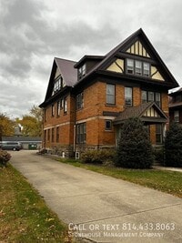 Building Photo - 422 West 10-4