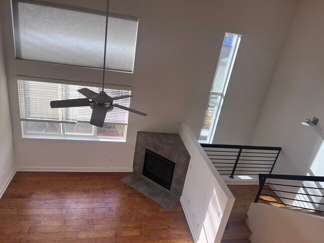 view of the living room - 14907 Moorpark St